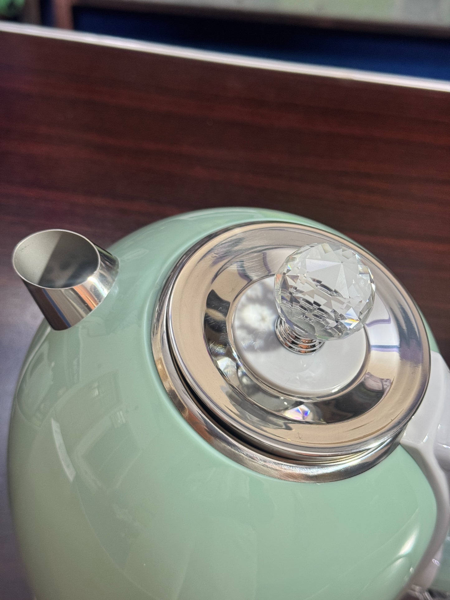 Japan imported 2 different designs electric kettle